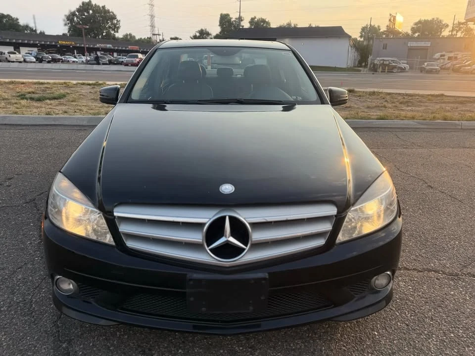 2010 Mercedes-Benz W204 C-Class - Image 2 of 17