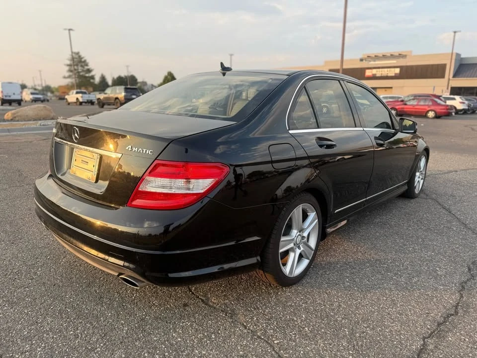 2010 Mercedes-Benz W204 C-Class - Image 4 of 17