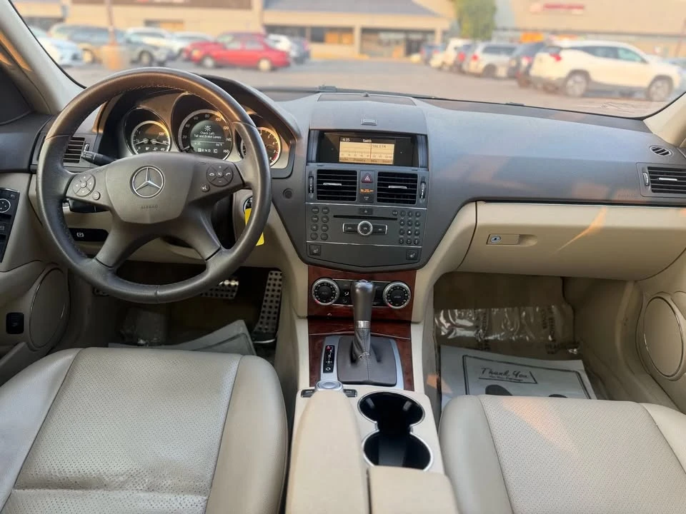 2010 Mercedes-Benz W204 C-Class - Image 14 of 17
