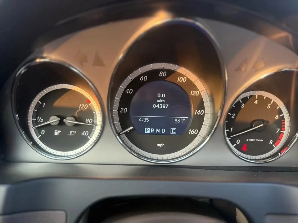 2010 Mercedes-Benz W204 C-Class - Image 16 of 17