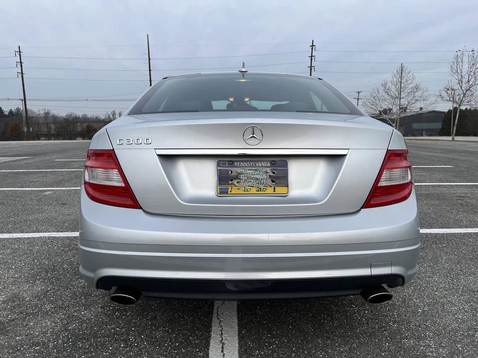 2010 Mercedes-Benz W204 C-Class - Image 4 of 18