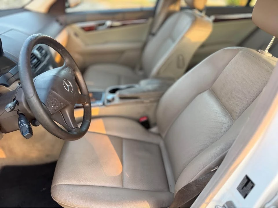 2010 Mercedes-Benz W204 C-Class - Image 4 of 12