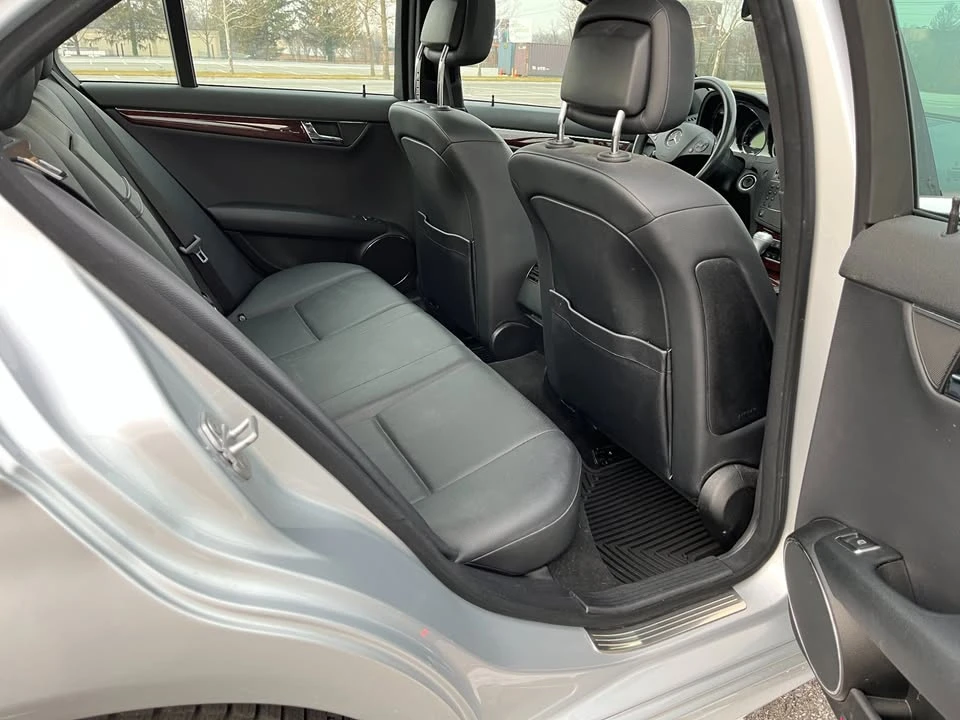 2010 Mercedes-Benz W204 C-Class - Image 13 of 18
