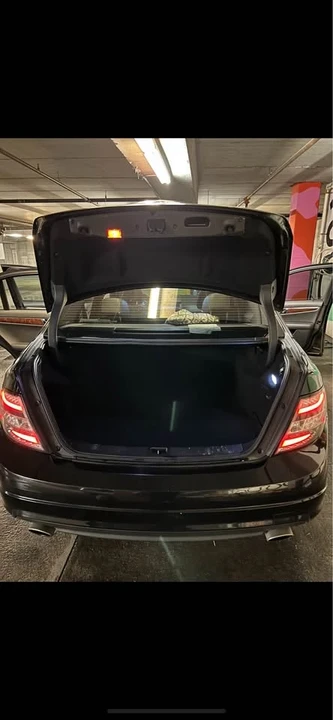 2010 Mercedes-Benz W204 C-Class - Image 12 of 12