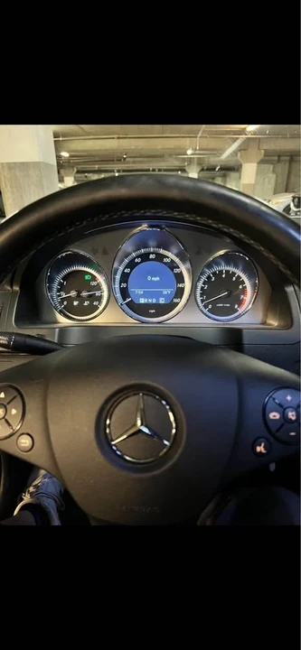 2010 Mercedes-Benz W204 C-Class - Image 10 of 12