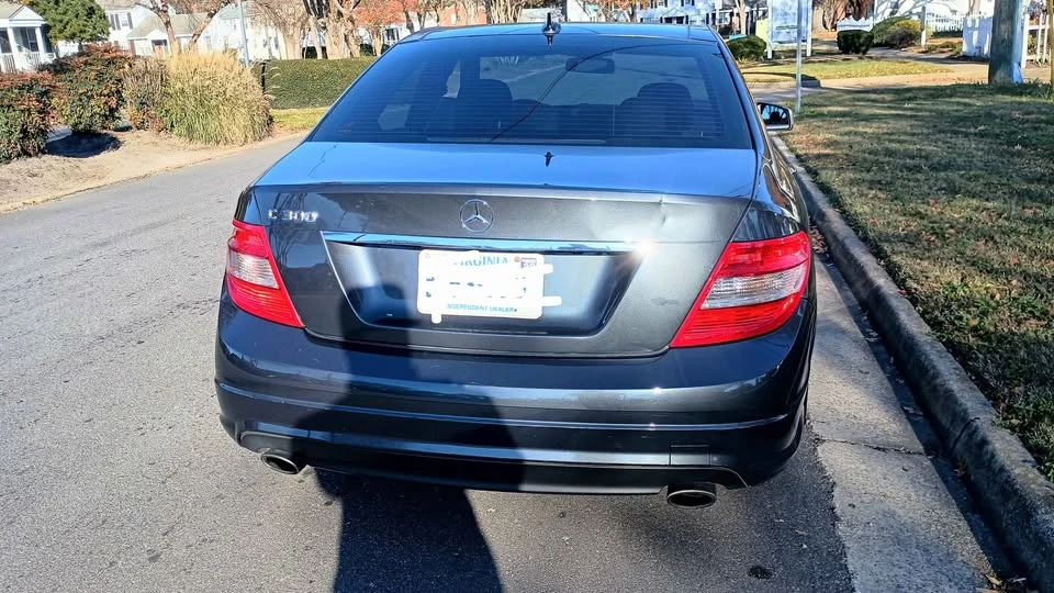 2010 Mercedes-Benz W204 C-Class - Image 4 of 4