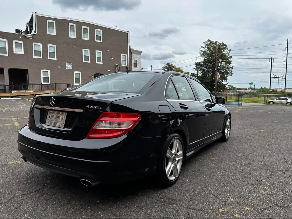 2010 Mercedes-Benz W204 C-Class - Image 6 of 13
