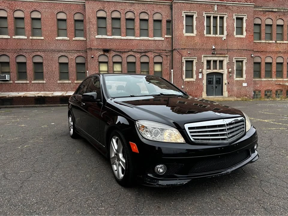 2010 Mercedes-Benz W204 C-Class - Image 8 of 13