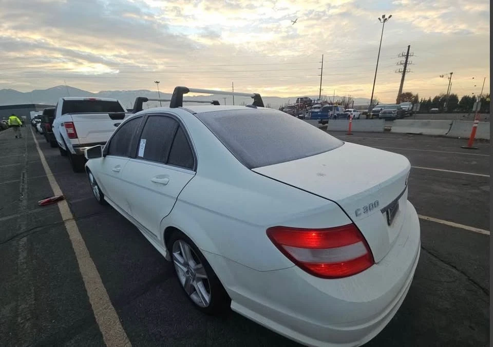 2010 Mercedes-Benz W204 C-Class - Image 5 of 13