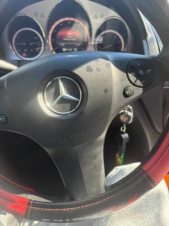 2010 Mercedes-Benz W204 C-Class - Image 5 of 6