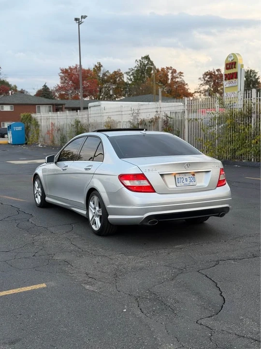 2010 Mercedes-Benz W204 C-Class - Image 5 of 18