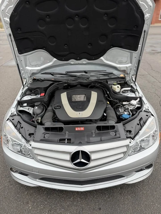 2010 Mercedes-Benz W204 C-Class - Image 18 of 18