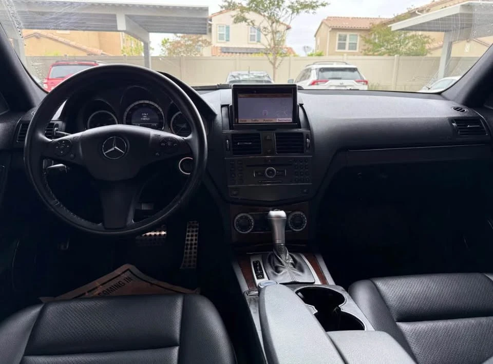 2010 Mercedes-Benz W204 C-Class - Image 9 of 10