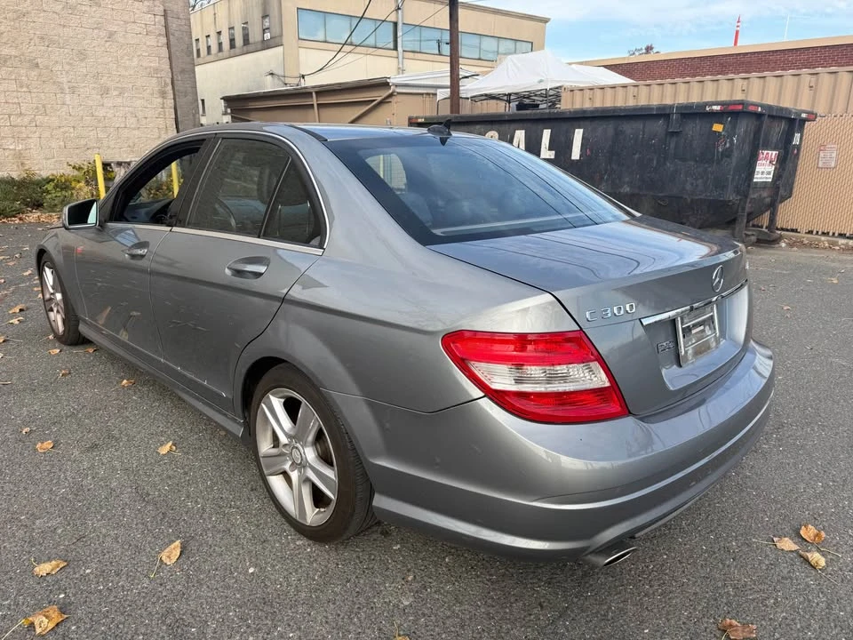 2010 Mercedes-Benz W204 C-Class - Image 3 of 11