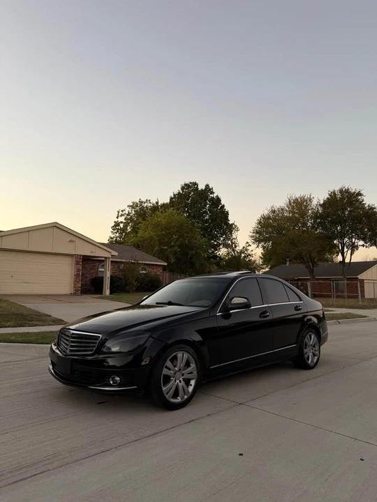 2010 Mercedes-Benz W204 C-Class - Image 3 of 6