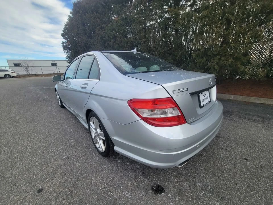 2010 Mercedes-Benz W204 C-Class - Image 4 of 17