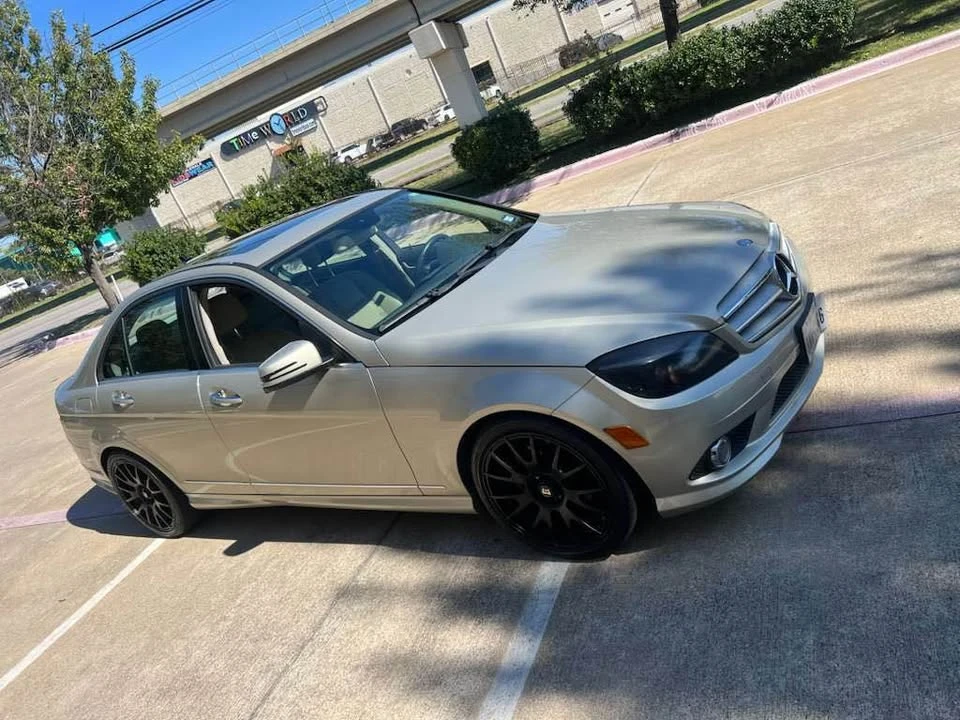 2010 Mercedes-Benz W204 C-Class - Image 9 of 18