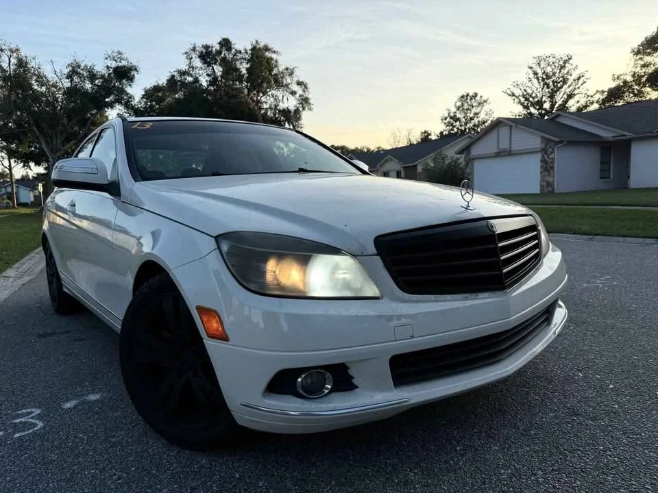 2010 Mercedes-Benz W204 C-Class - Image 14 of 14