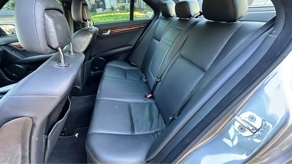 2010 Mercedes-Benz W204 C-Class - Image 7 of 8
