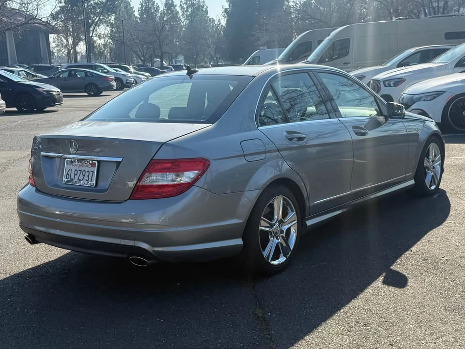 2010 Mercedes-Benz W204 C-Class - Image 3 of 15