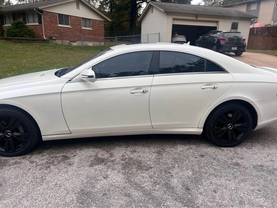 2010 Mercedes-Benz C219 CLS-Class - Image 2 of 9
