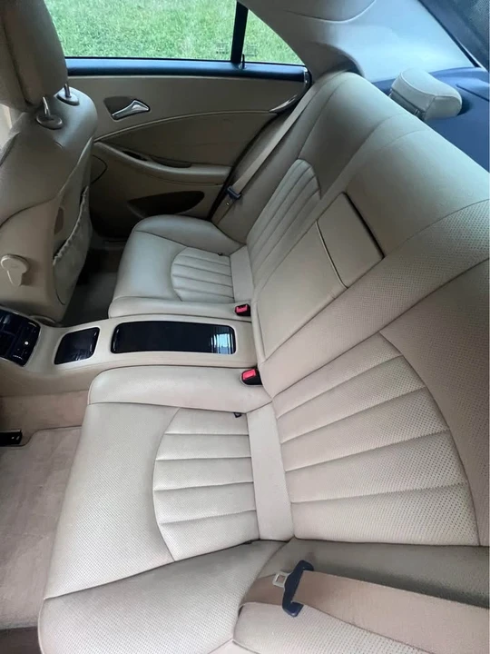 2010 Mercedes-Benz C219 CLS-Class - Image 6 of 9