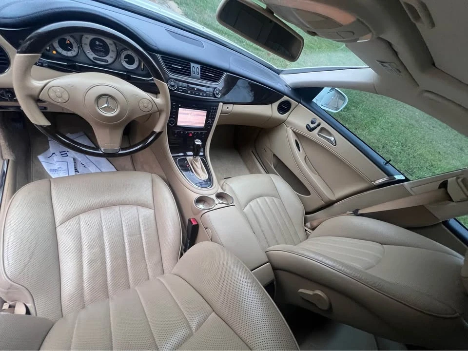 2010 Mercedes-Benz C219 CLS-Class - Image 7 of 9