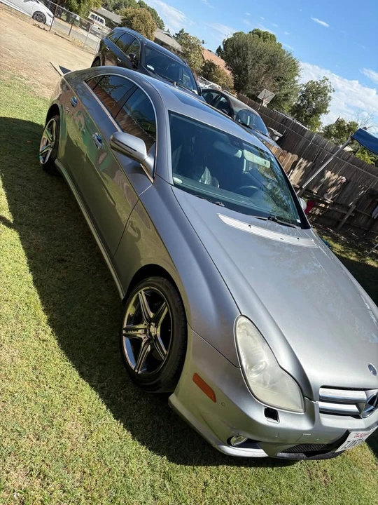 2010 Mercedes-Benz C219 CLS-Class - Image 9 of 11