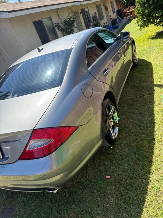 2010 Mercedes-Benz C219 CLS-Class - Image 8 of 11