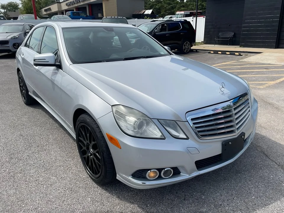 2010 Mercedes-Benz W212 E-Class - Image 3 of 14