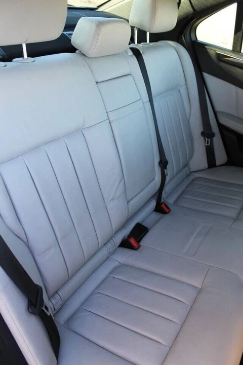 2010 Mercedes-Benz W212 E-Class - Image 17 of 20