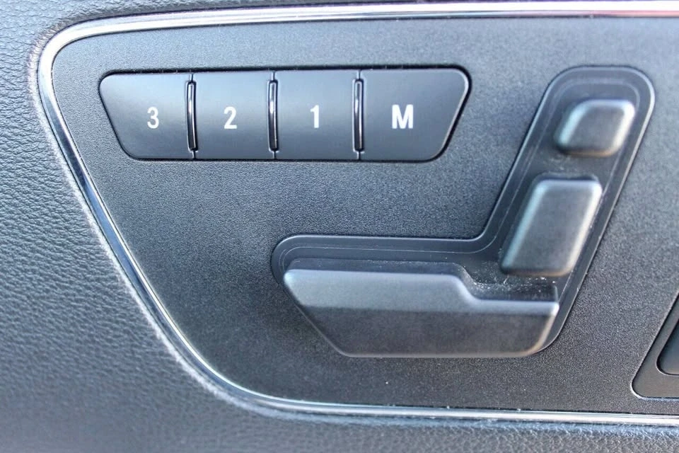 2010 Mercedes-Benz W212 E-Class - Image 19 of 20
