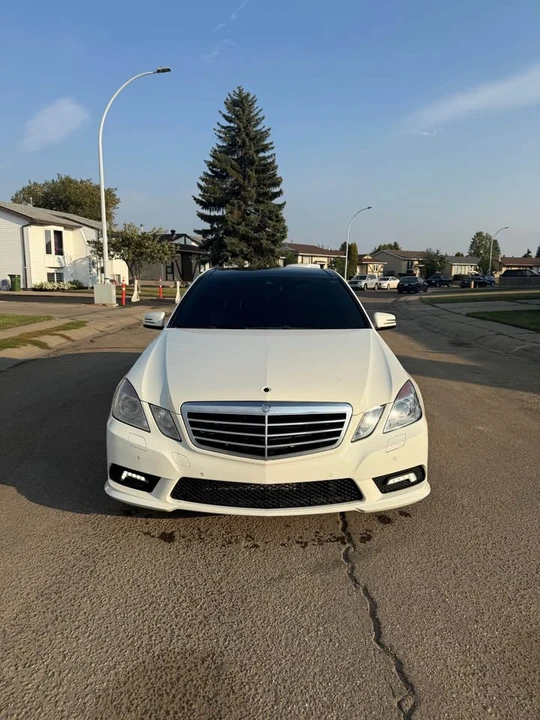 2010 Mercedes-Benz W212 E-Class - Image 5 of 11