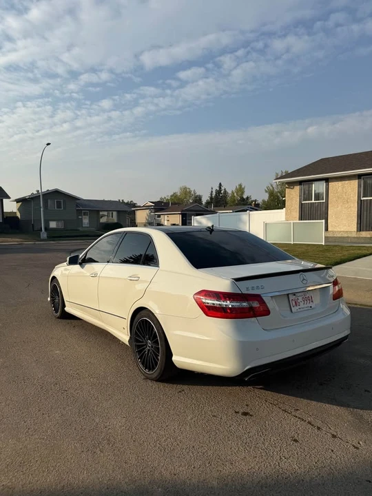 2010 Mercedes-Benz W212 E-Class - Image 7 of 11