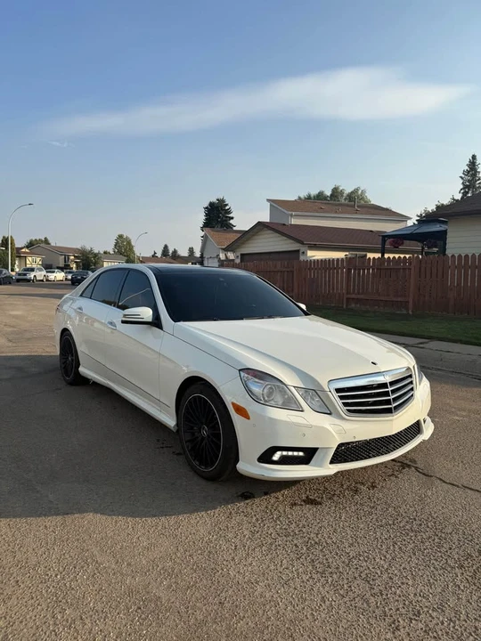 2010 Mercedes-Benz W212 E-Class - Image 2 of 11