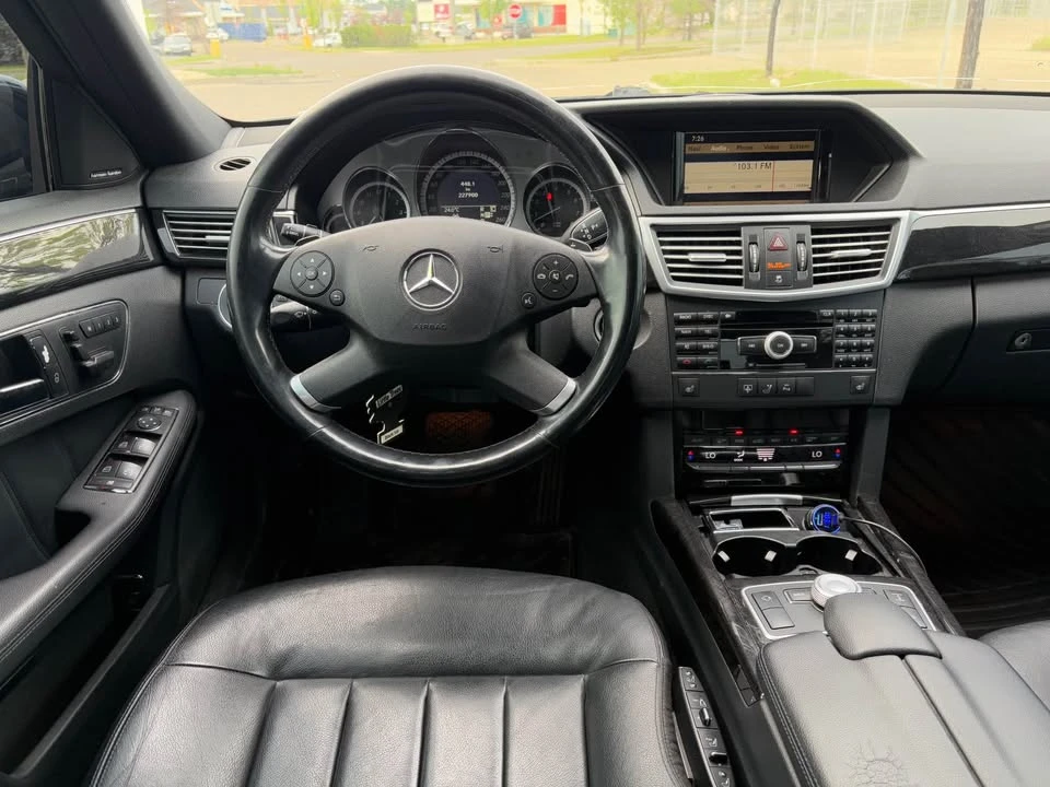2010 Mercedes-Benz W212 E-Class - Image 10 of 19