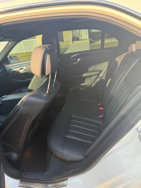 2010 Mercedes-Benz W212 E-Class - Image 10 of 11