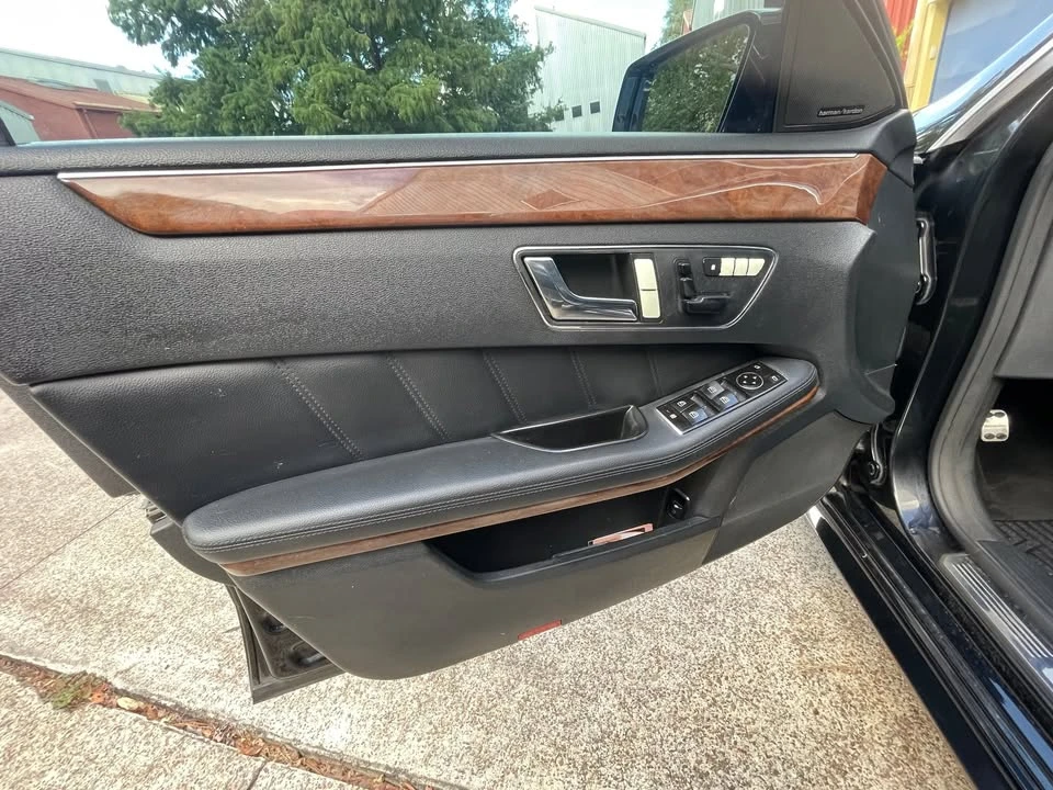 2010 Mercedes-Benz W212 E-Class - Image 19 of 20