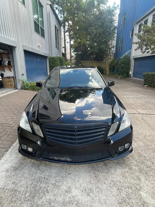 2010 Mercedes-Benz W212 E-Class - Image 2 of 20