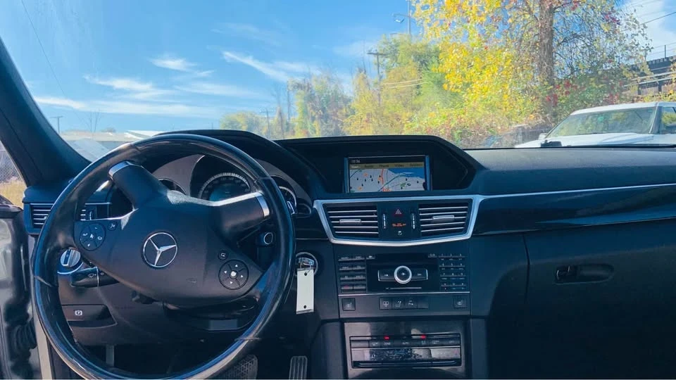2010 Mercedes-Benz W212 E-Class - Image 17 of 20