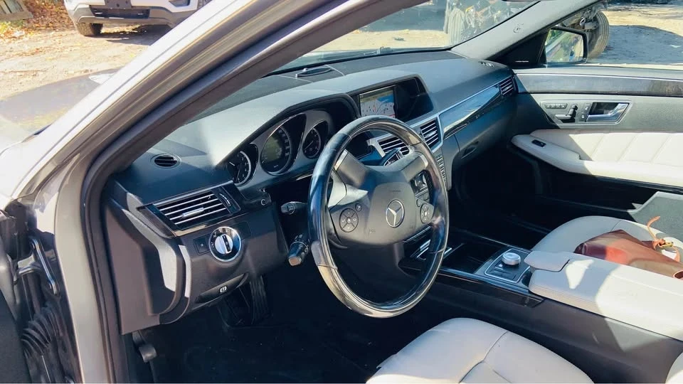 2010 Mercedes-Benz W212 E-Class - Image 8 of 20