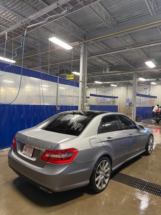 2010 Mercedes-Benz W212 E-Class - Image 7 of 14