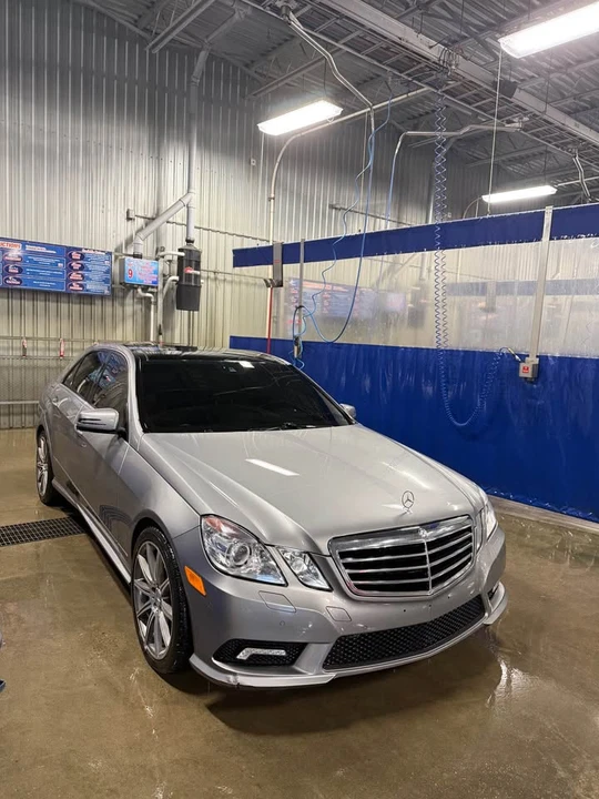 2010 Mercedes-Benz W212 E-Class - Image 6 of 14