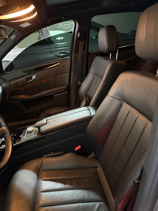 2010 Mercedes-Benz W212 E-Class - Image 11 of 14