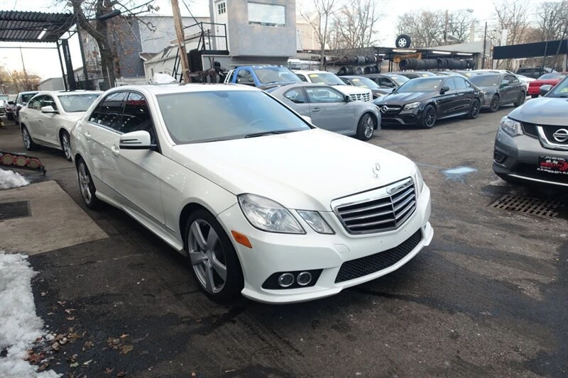 2010 Mercedes-Benz W212 E-Class - Image 3 of 20