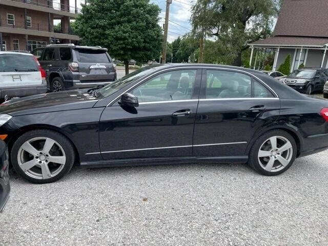 2010 Mercedes-Benz W212 E-Class - Image 11 of 20