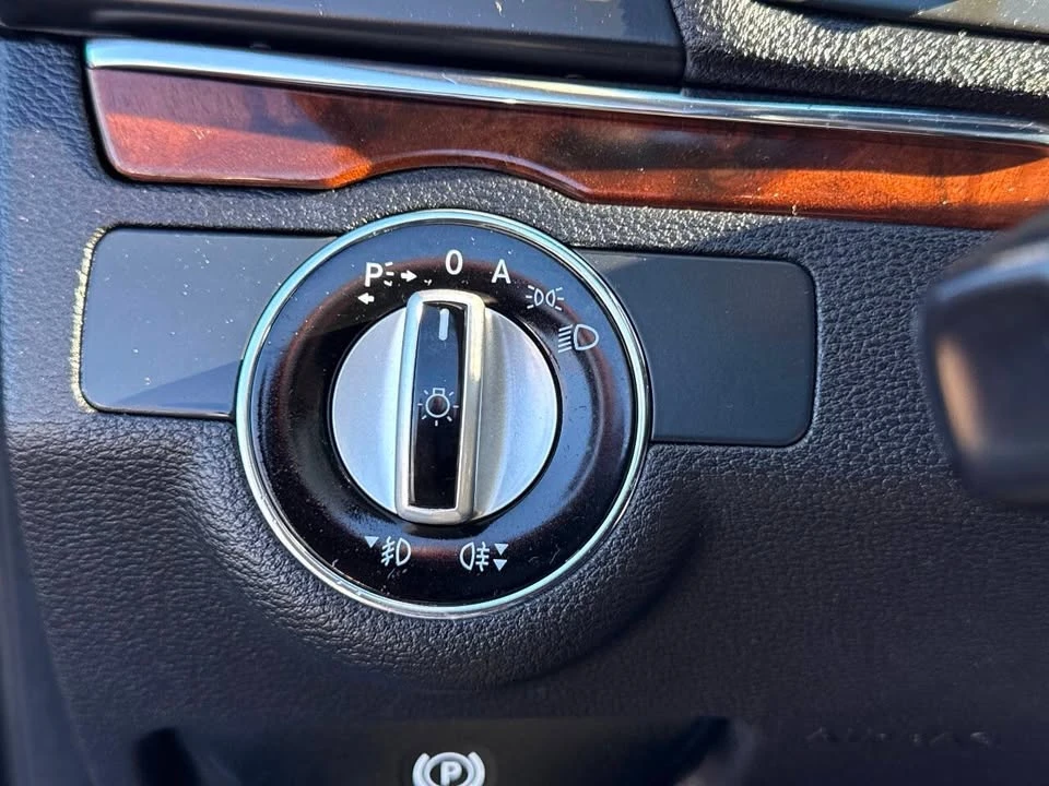 2010 Mercedes-Benz W212 E-Class - Image 16 of 19