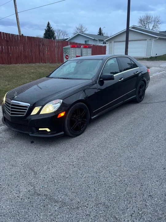2010 Mercedes-Benz W212 E-Class - Image 2 of 9
