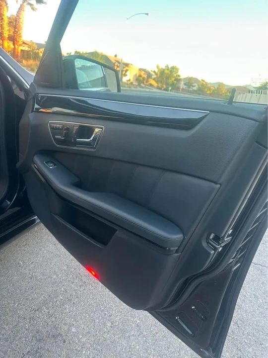 2010 Mercedes-Benz W212 E-Class - Image 12 of 19