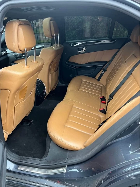 2010 Mercedes-Benz W212 E-Class - Image 6 of 12